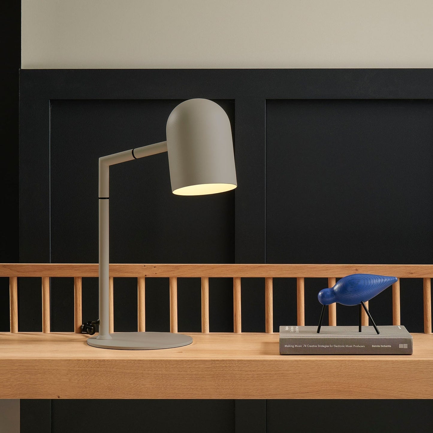 Pia Bone Desk Lamp